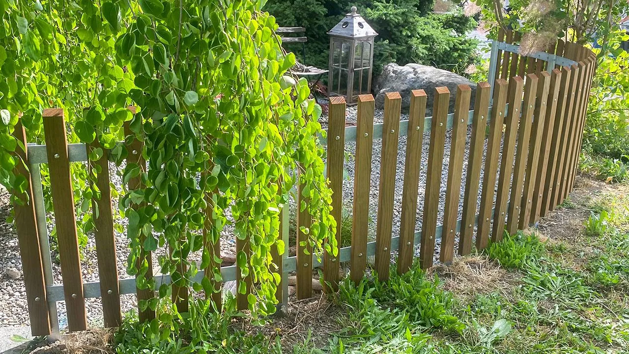 Webseite-Prospekt_Haus_und_Garten-Holzzazaeune_3.jpg