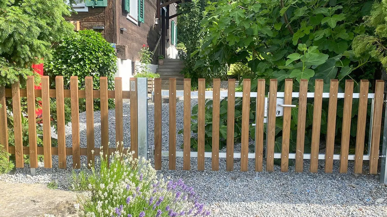 Webseite-Prospekt_Haus_und_Garten-Holzzazaeune_5.jpg